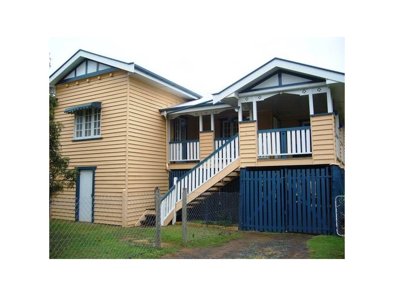 25 Dalby St, Jandowae QLD 4410