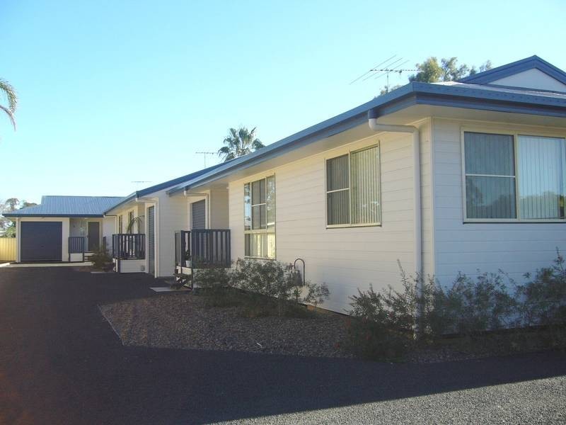 1,2&3/28 Geisel Street, Dalby QLD 4405