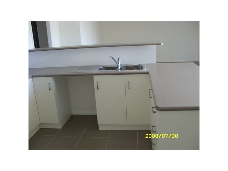 1 Charltom Place, Dalby QLD 4405