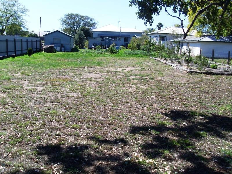 84 High Street, Jandowae QLD 4410