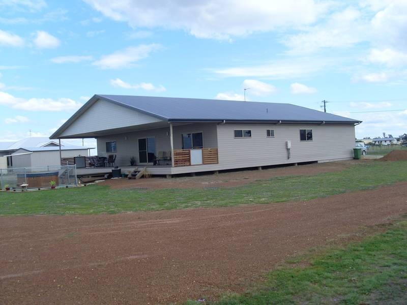 140 Seymours Rd, Dalby QLD 4405