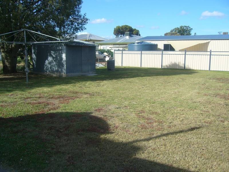 85 Edward Street, Dalby QLD 4405