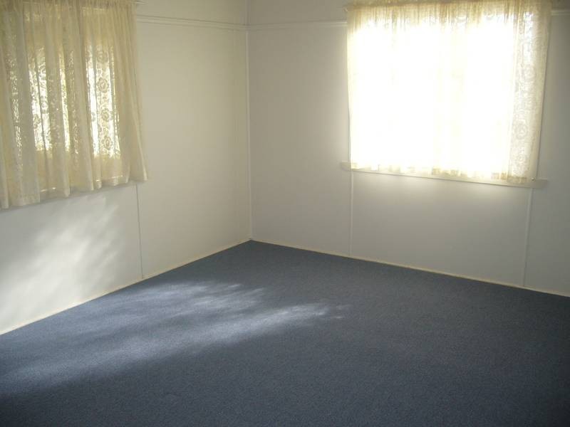 85 Edward Street, Dalby QLD 4405