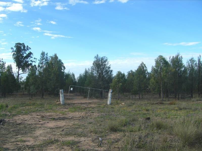63 Redgum Rd, Dalby QLD 4405