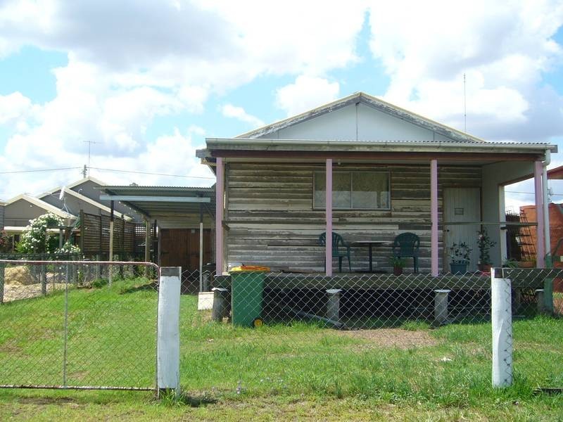 38 High Street, Jandowae QLD 4410