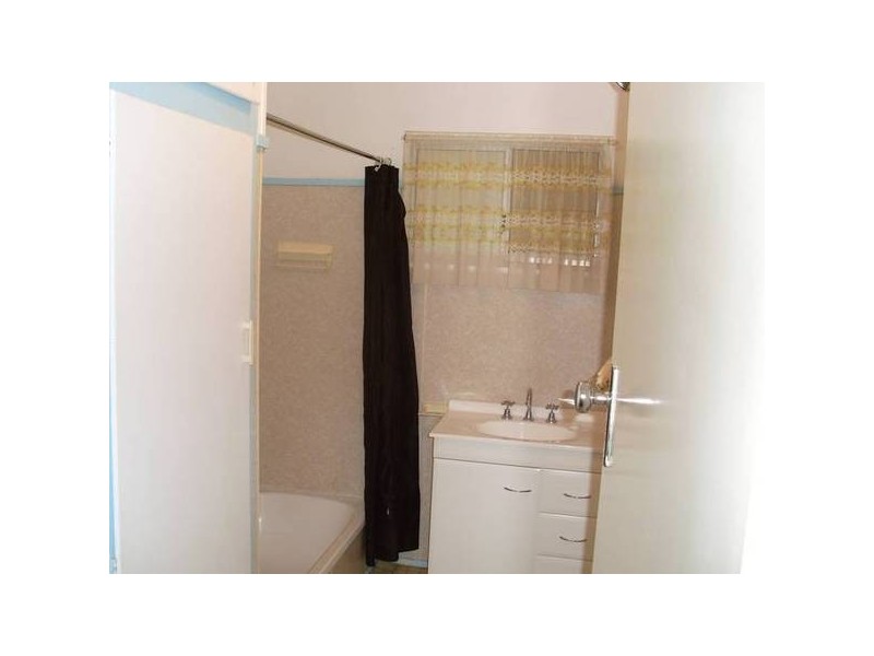 4 Bagot Street, Dalby QLD 4405