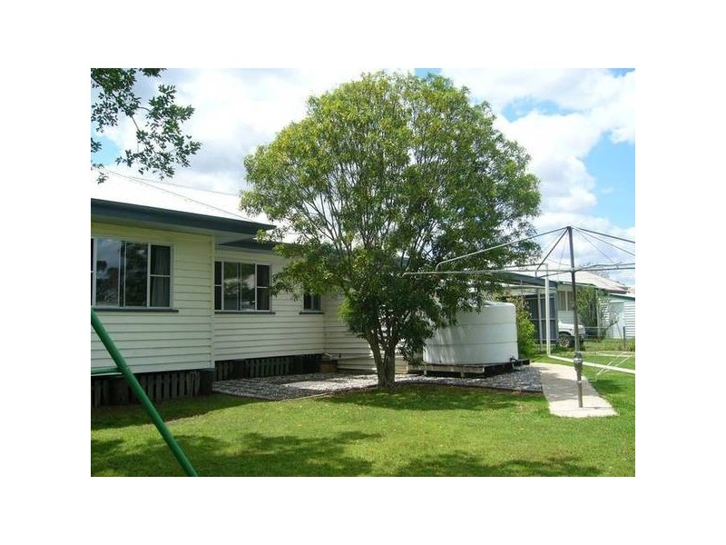 62 Eva Street, Jandowae QLD 4410