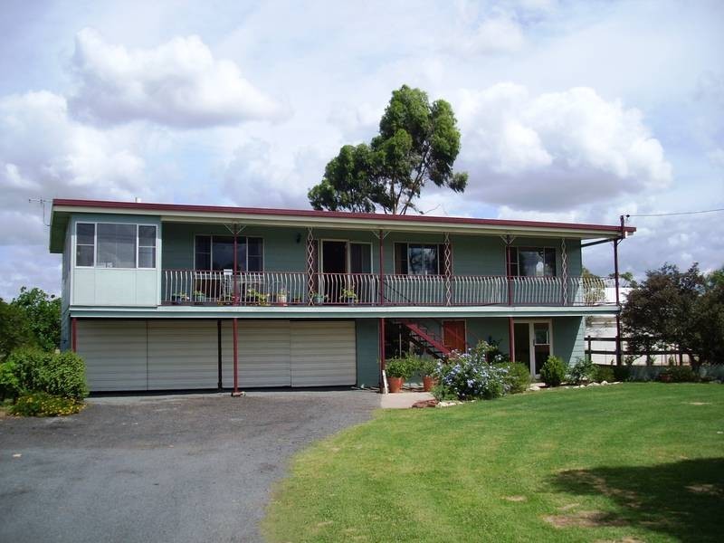 123 Nicholson Street, Dalby QLD 4405