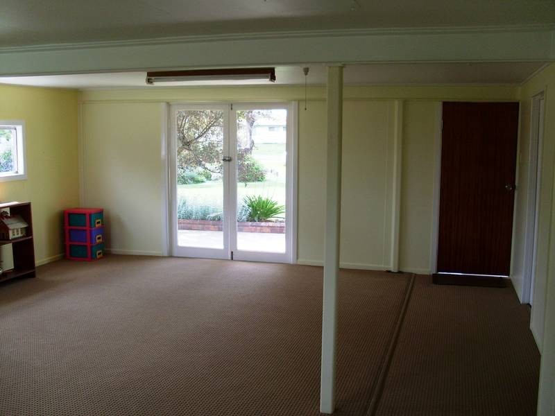 123 Nicholson Street, Dalby QLD 4405