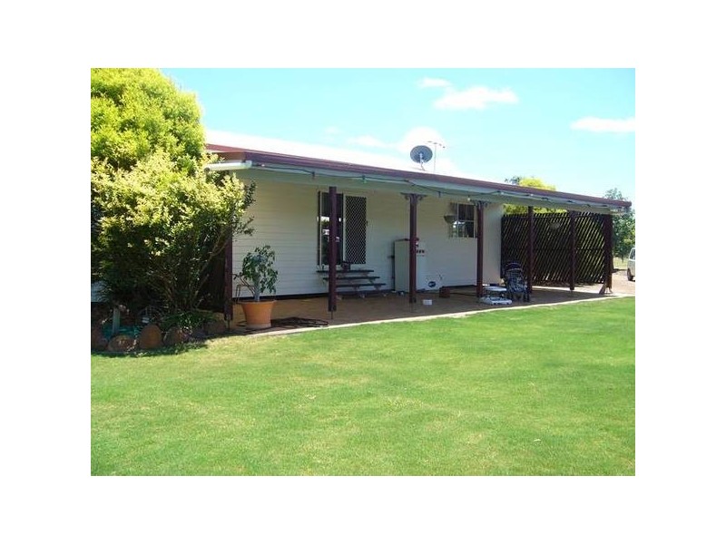69 Sunrise Ave, Dalby QLD 4405