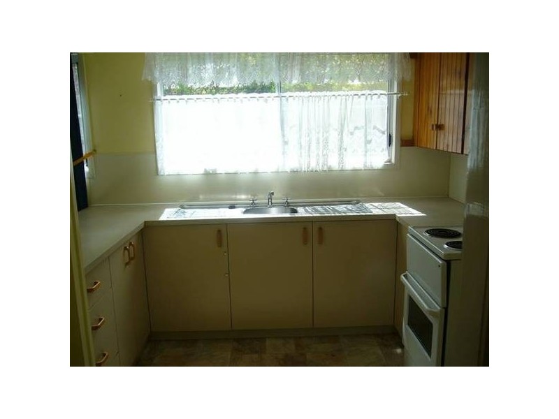 9 Raynor Street, Dalby QLD 4405