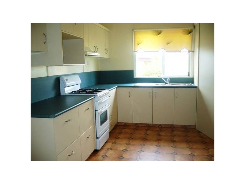 17 Hawthorne, Dalby QLD 4405