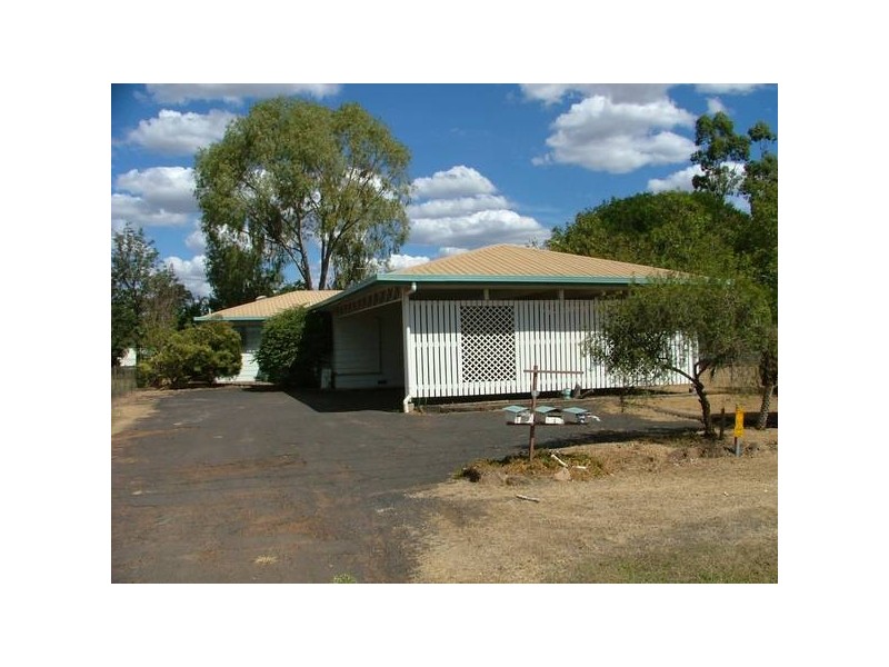 3/5a Bligh STreet, Dalby QLD 4405