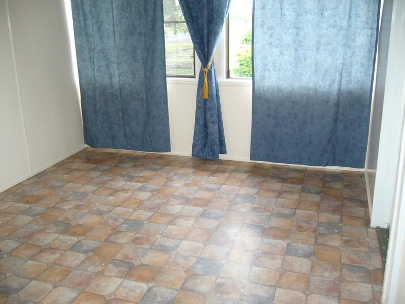 15 Garrow Street, Dalby QLD 4405