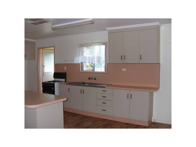 121 Wood Street, Dalby QLD 4405