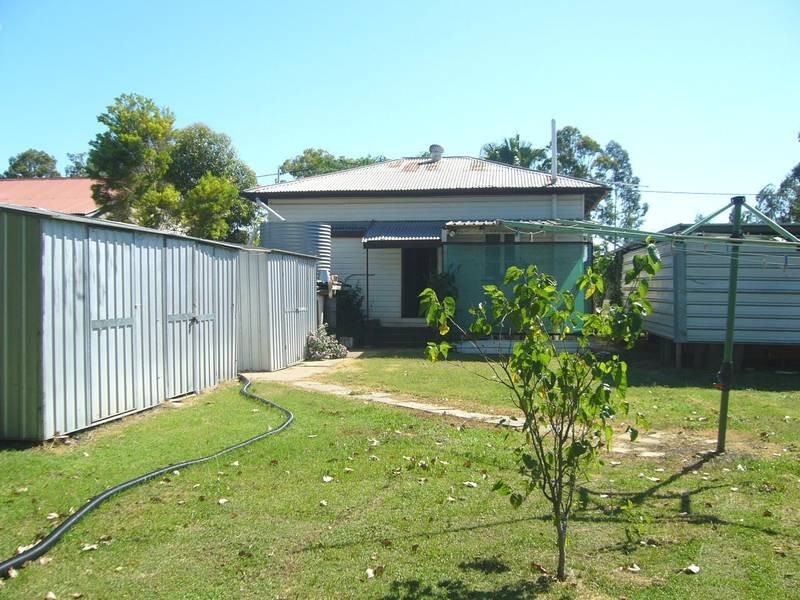 4 Beck Street, Dalby QLD 4405