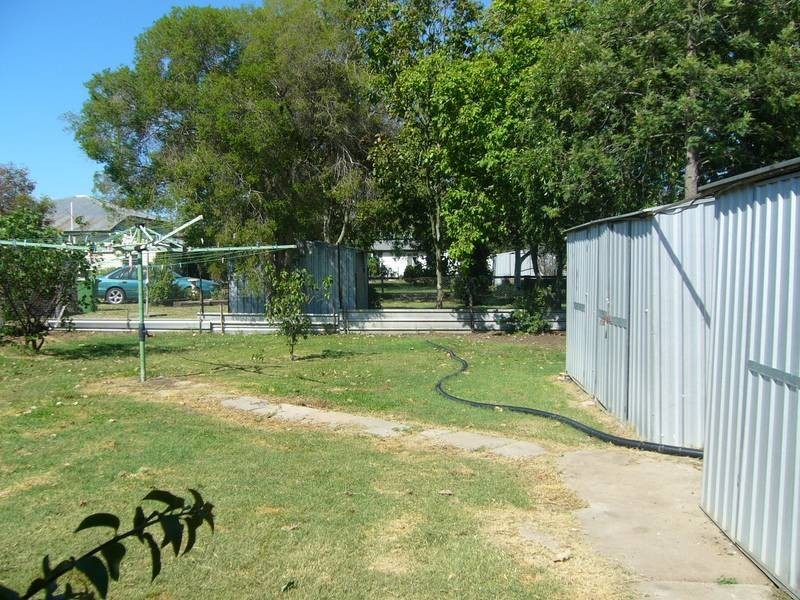 4 Beck Street, Dalby QLD 4405