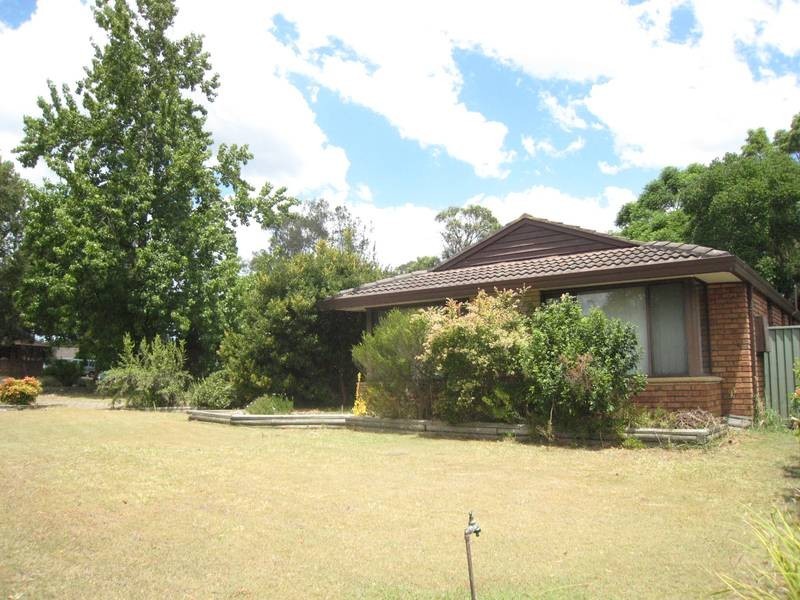 12 Swindon Place, Chipping Norton NSW 2170