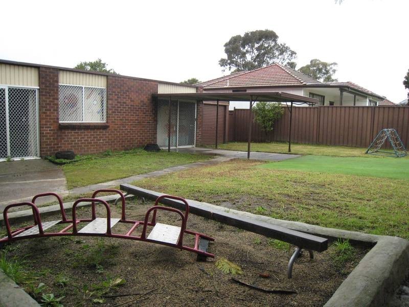 93 Saywell Road, Macquarie Fields NSW 2564