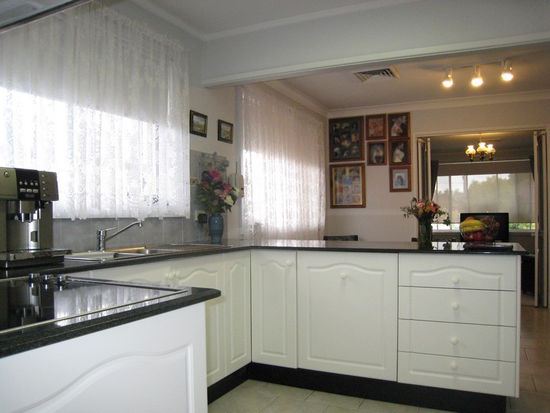 Chipping Norton NSW 2170