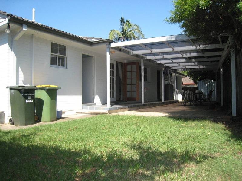 2 The Knoll, Lansvale NSW 2166