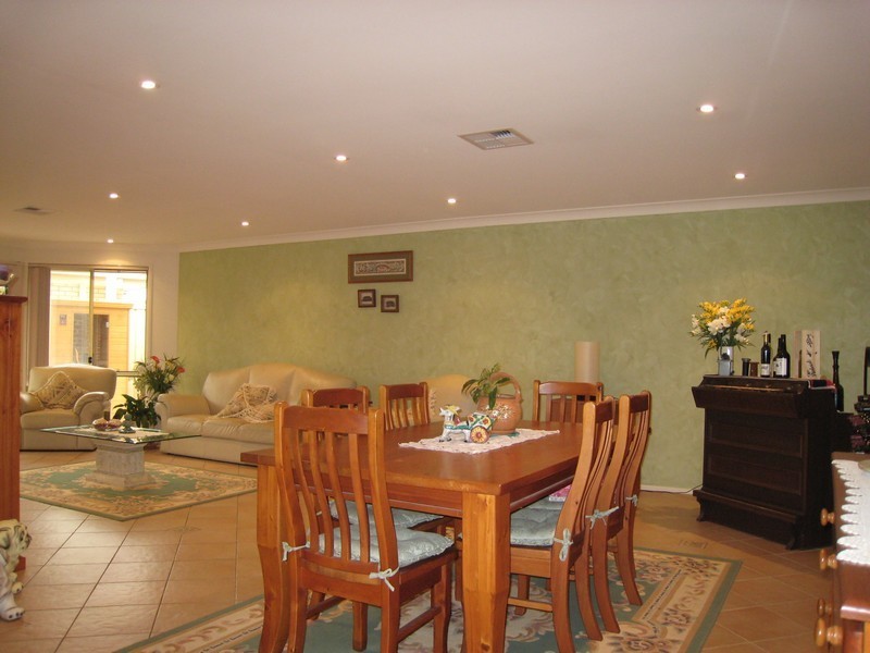 Chipping Norton NSW 2170