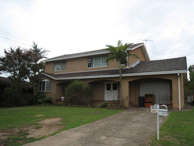 106 Longstaff Ave, Chipping Norton NSW 2170