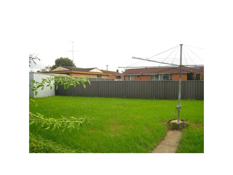 15 Joseph Street, Chipping Norton NSW 2170