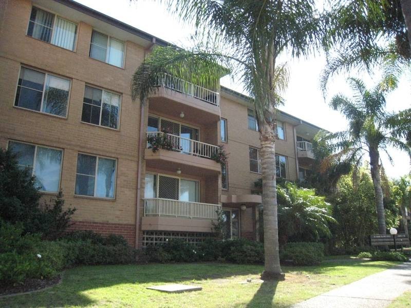 12/2 Frank Oliveri Drive, Chipping Norton NSW 2170