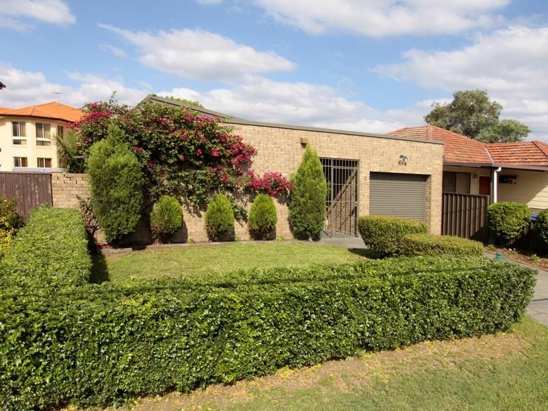 2 Market Street, Moorebank NSW 2170