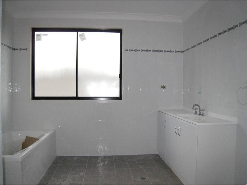 1/127 Epsom Road, Chipping Norton NSW 2170