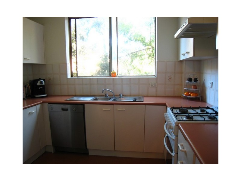 15/12 Frank Oliveri Drive, Chipping Norton NSW 2170