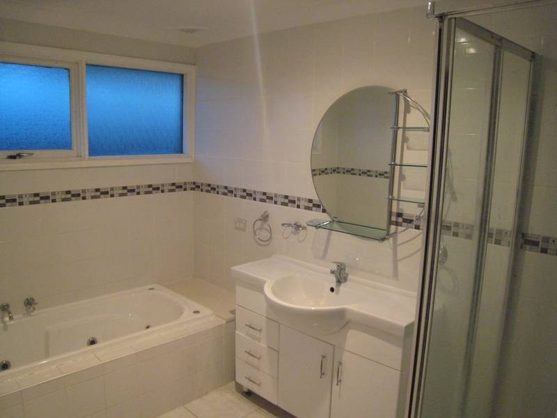 5 Lavington Ave, Chipping Norton NSW 2170