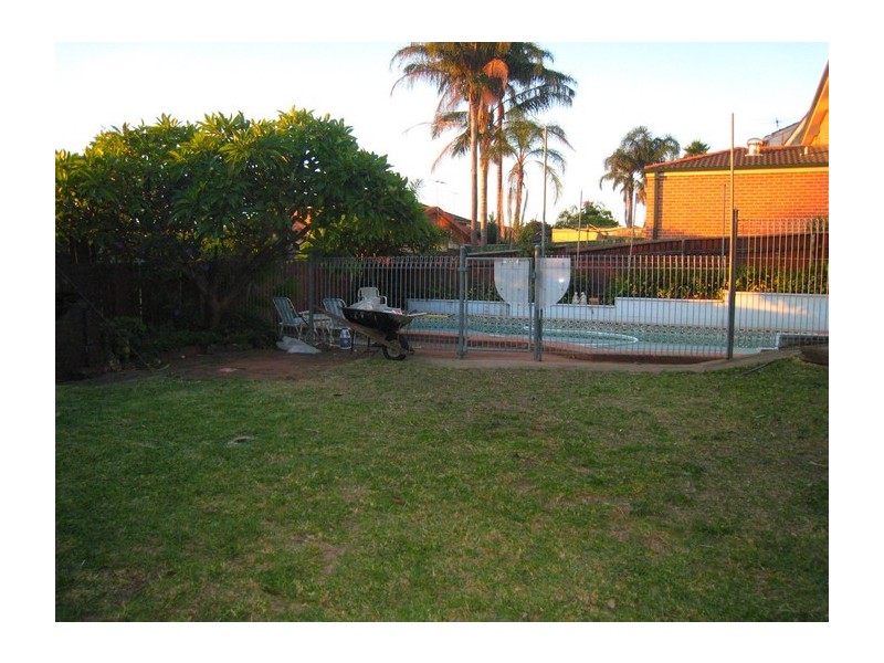 Chipping Norton NSW 2170