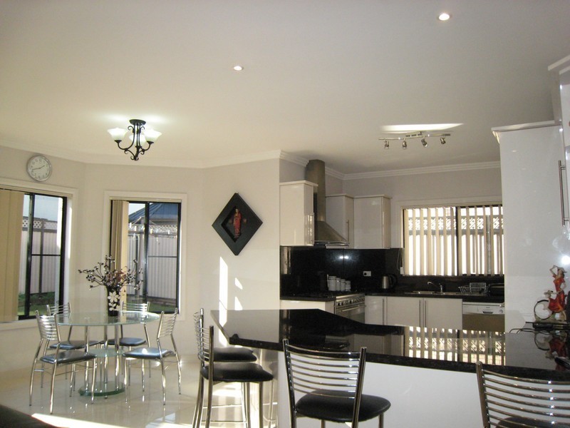 Chipping Norton NSW 2170