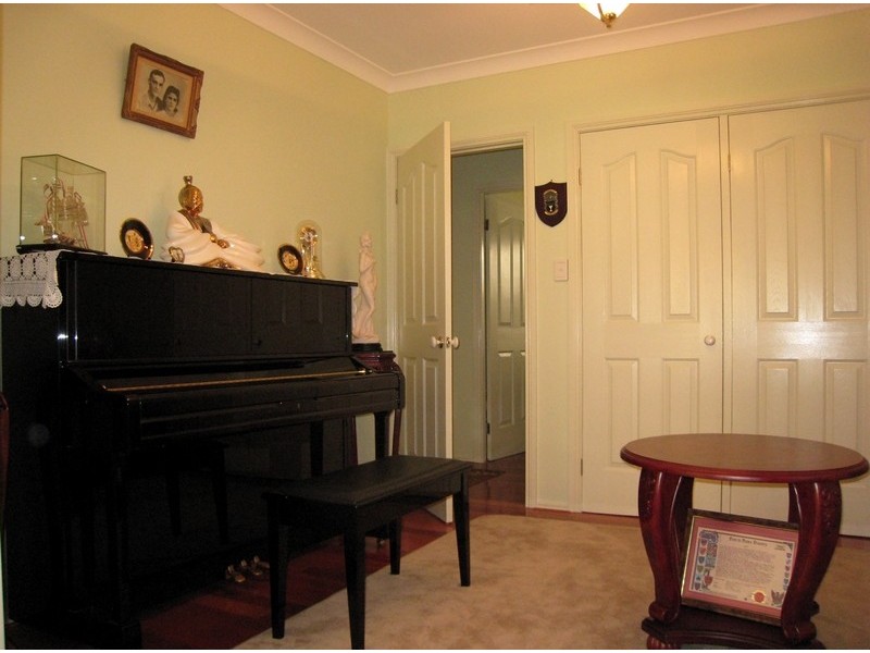 Chipping Norton NSW 2170