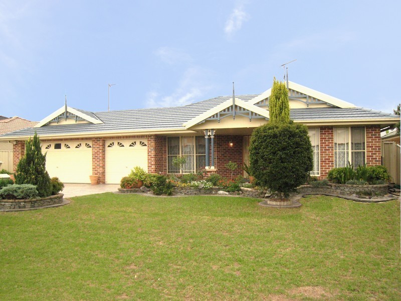 33 Yachtsman Drive, Chipping Norton NSW 2170