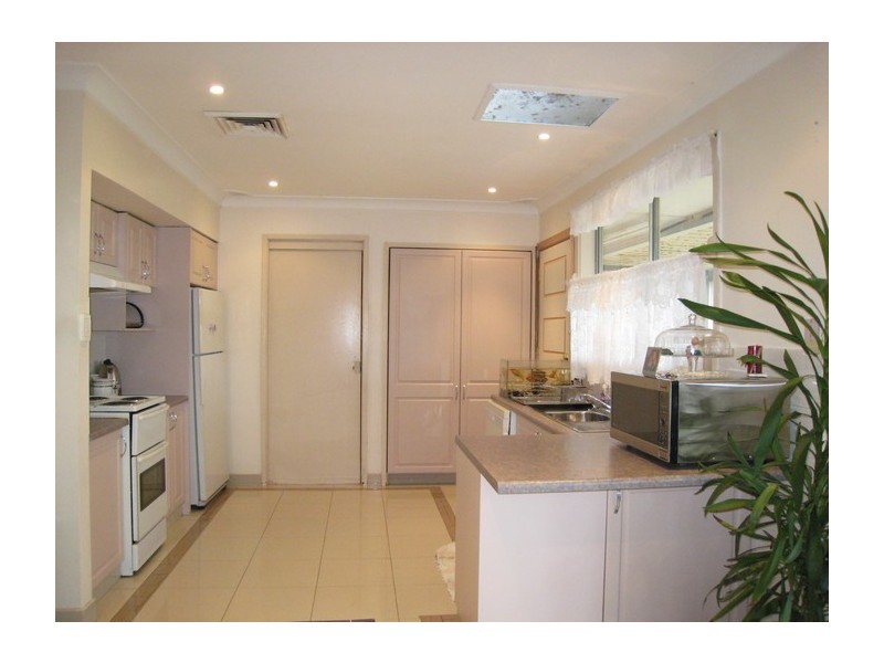 129 Longstaff Ave, Chipping Norton NSW 2170