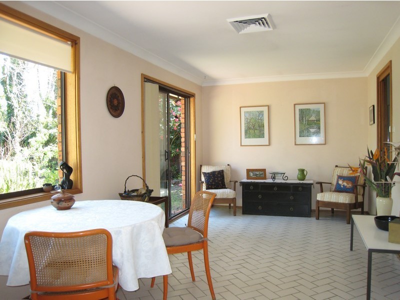 6 Rudham Place, Chipping Norton NSW 2170