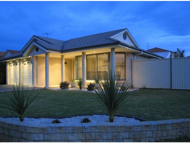 23 Frank Oliveri Drive, Chipping Norton NSW 2170