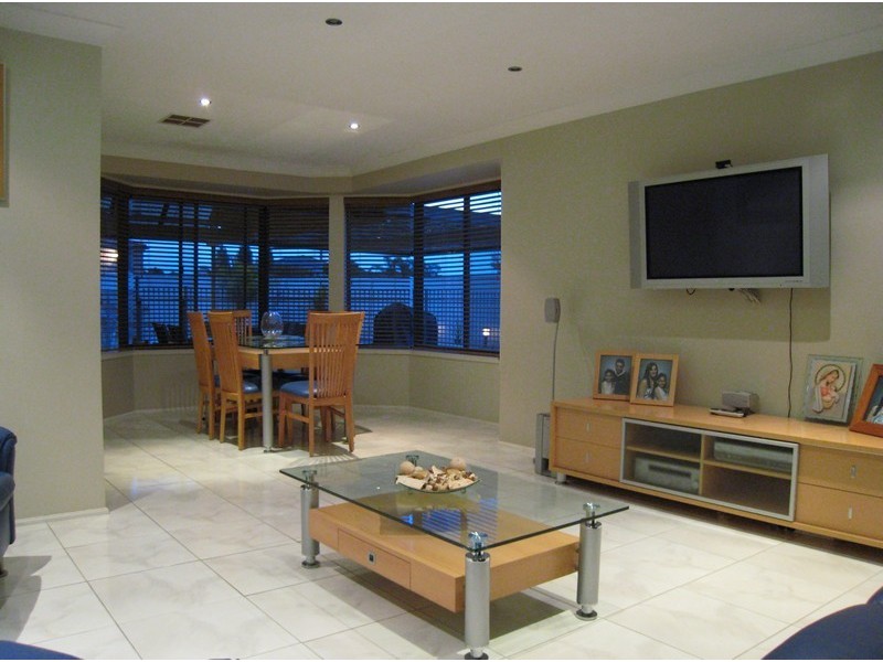 23 Frank Oliveri Drive, Chipping Norton NSW 2170