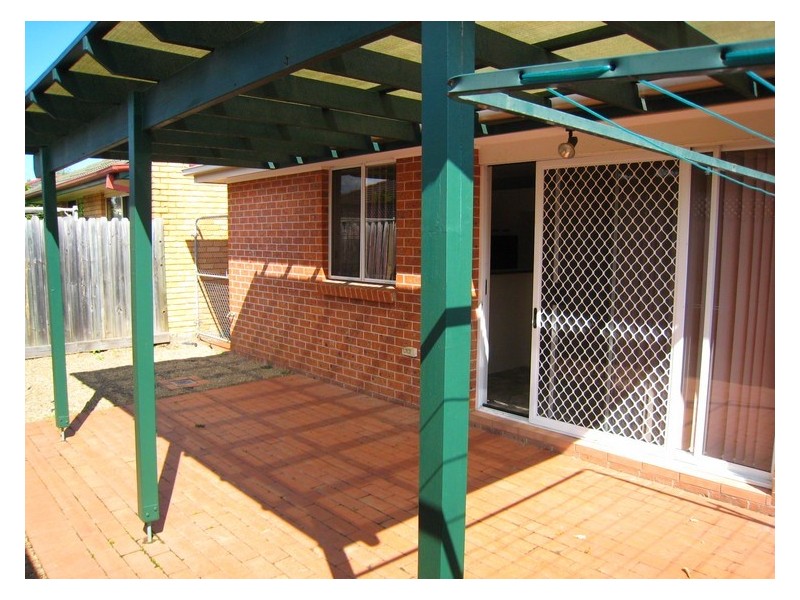10 Eildon Court, Wattle Grove NSW 2173