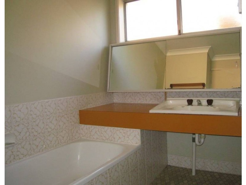 Chipping Norton NSW 2170