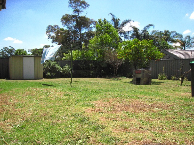 9 Whelan Avenue, Chipping Norton NSW 2170