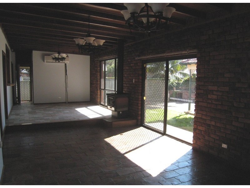 14 Longstaff Avenue, Chipping Norton NSW 2170