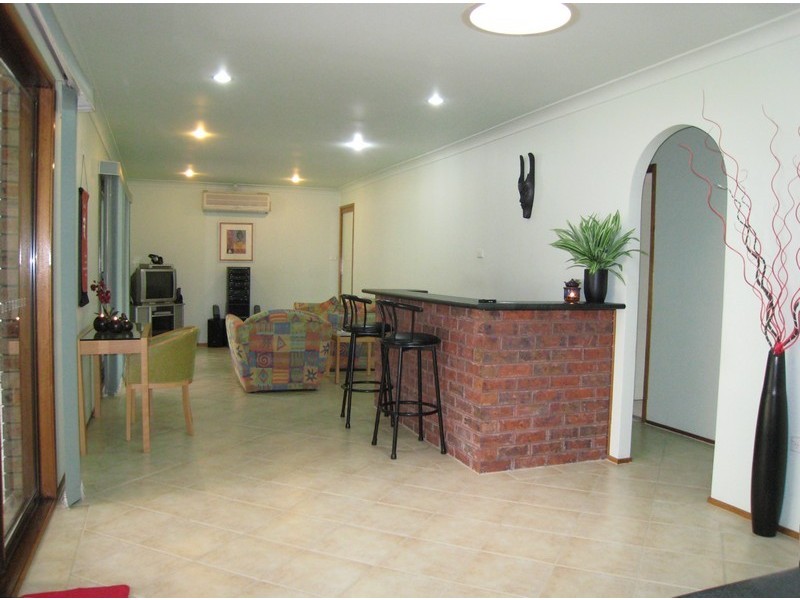 9 Sammut Crescent, Chipping Norton NSW 2170