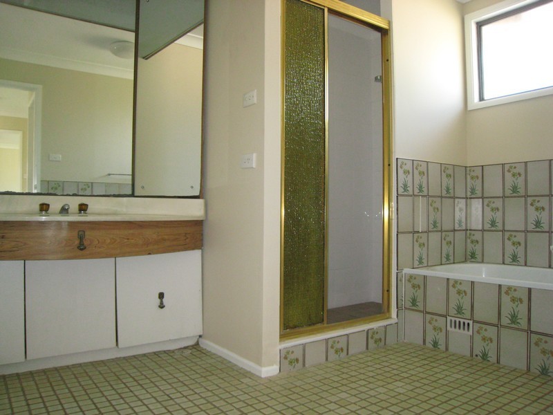 168 Newbridge Road, Moorebank NSW 2170