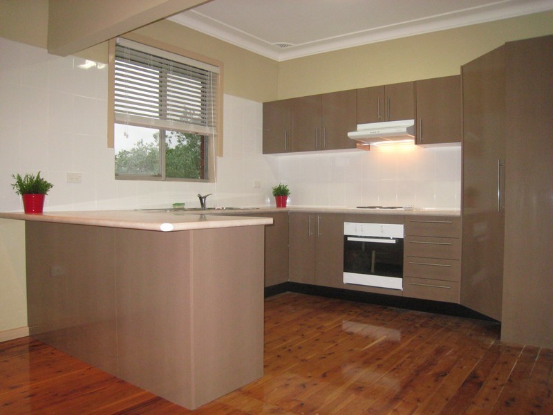 32 De Meyrick Avenue, Casula NSW 2170