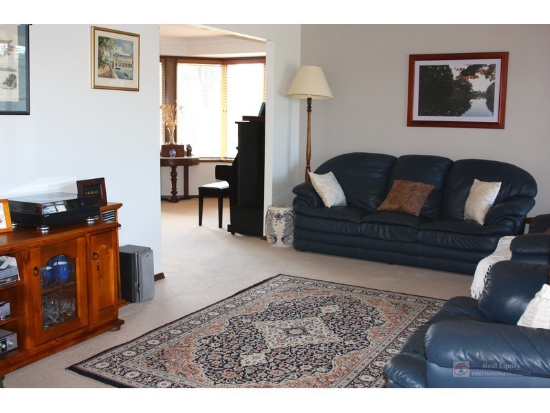 16 Sea Spray Court, Chipping Norton NSW 2170