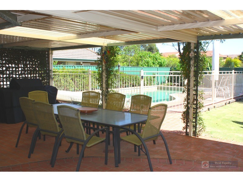 16 Sea Spray Court, Chipping Norton NSW 2170